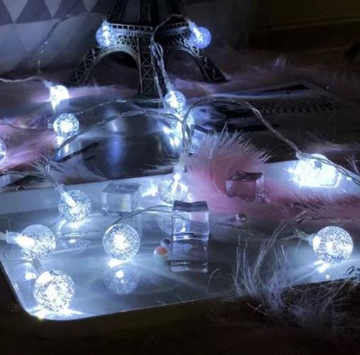7.5m Cool White 50 Crystal Ball Garland String Lights AA Battery operated