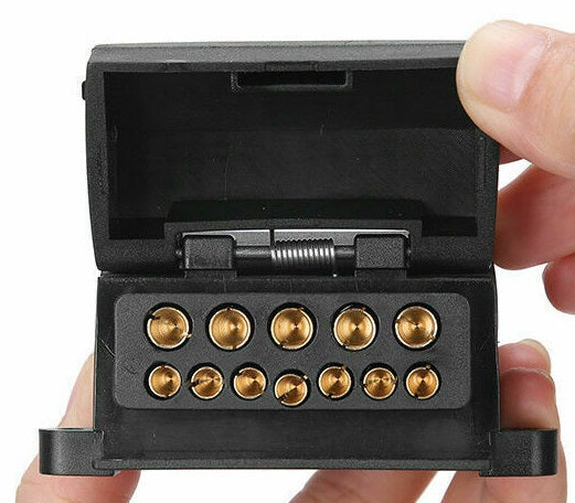 HEAVY DUTY 12 PIN TRAILER SOCKET FOR VEHICLE WITH DUST CAP RETRACTABLE LID