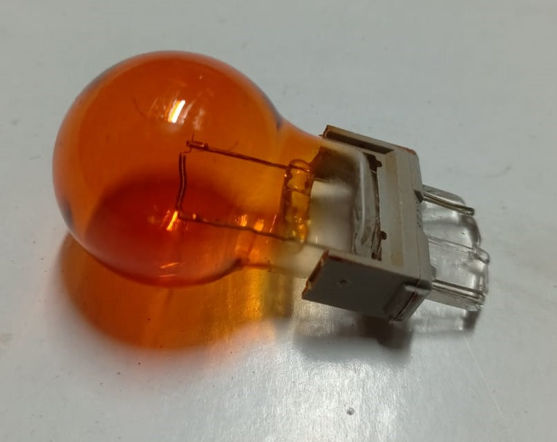 10 x 3156 12V 27W 32CP AMBER COATED GLOBES FOUND IN MANY AMERICAN VEHICLES