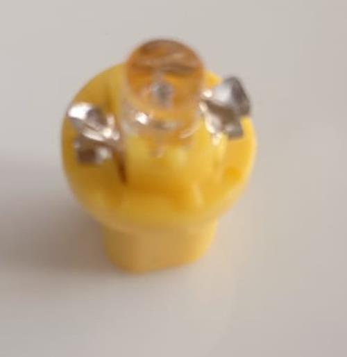 4 x YELLOW AMBER T5 CAP B8.5D FLAT HEAD LED INSTRUMENT LIGHT TWIST AND LOCK 4PCS