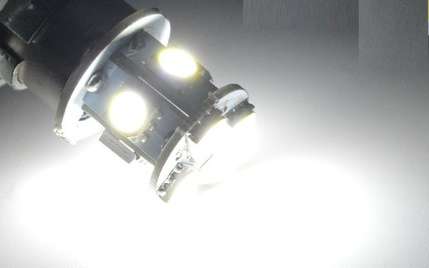 1PC 12v BA15D 8 SMD COOL WHITE 80 LUMENS LED GLOBE FOR CARAVAN AND MARINE ETC