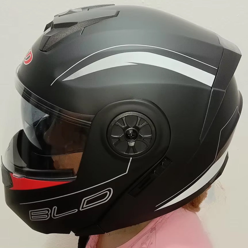 1 x Size M Matte Black Motorcycle Full Face Helmet Men Women Dual Lens Helmet