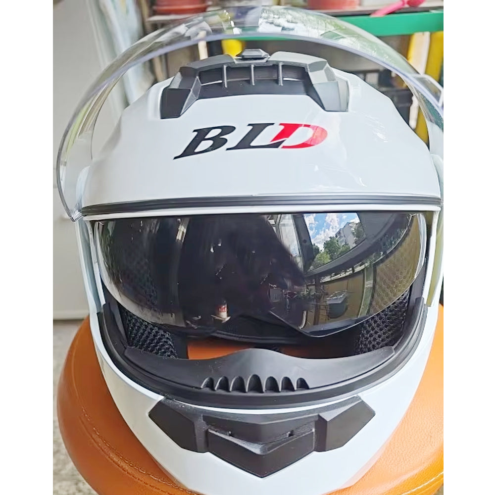 1 x White Size XL Motorcycle Full Face Helmet Men Women Fashion Dual Lens Helmet